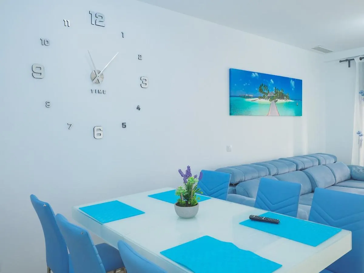 Апартаменты Cubo'S Sea View Pacifico Street & Free Parking Малага